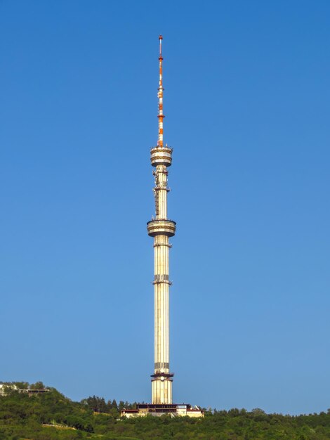 Torre de telecomunicaciones de Almaty