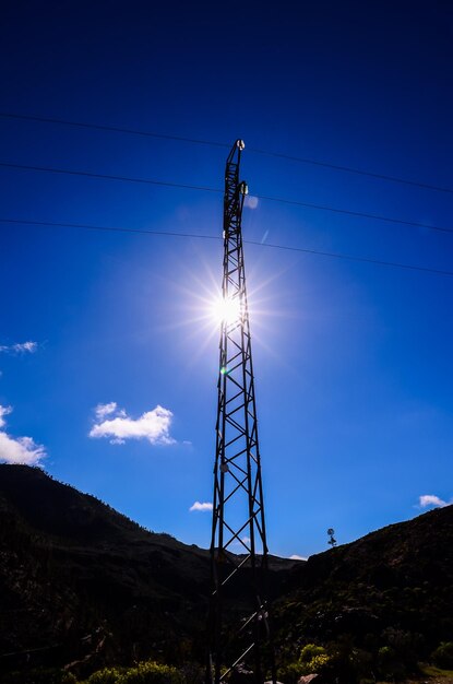 Torre de transmisión eléctrica de alta tensión Torre de energía