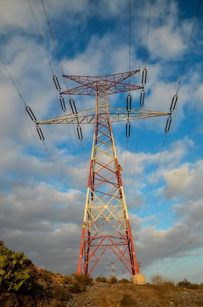 Torre de transmisión eléctrica de alta tensión Torre de energía