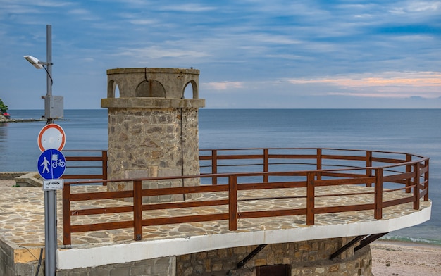 Torre vieja en Nessebar, Bulgaria