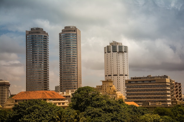 Torres del centro comercial Word en Colombo, Sri Lanka