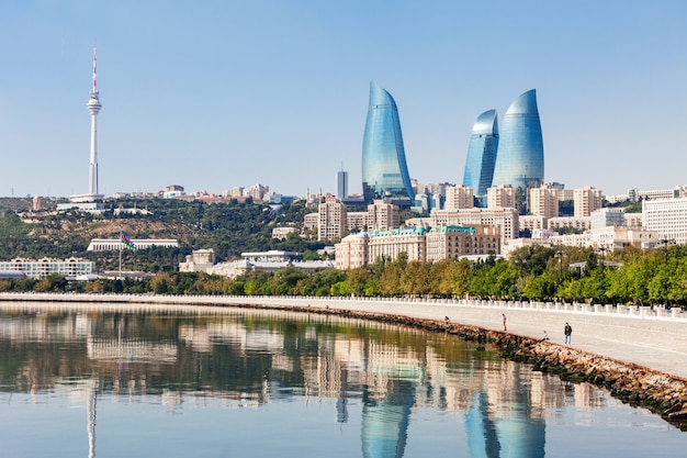 Torres de chama em Baku