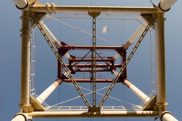 Foto torres para linhas de transmissão de energia de alta tensão