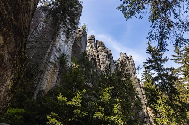 Torres de roca en Adrspach parte de Adrspach-Teplice Rocks Nature Reserve, República Checa