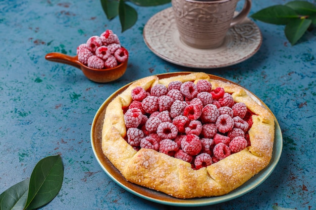 Torta aberta, galette de framboesa. Sobremesa de verão berry.