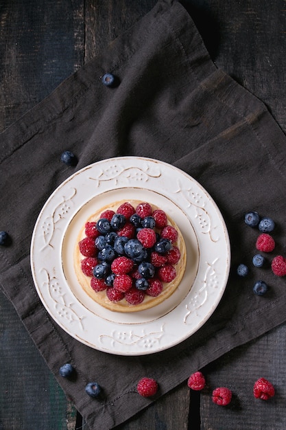 Torta com frutas frescas