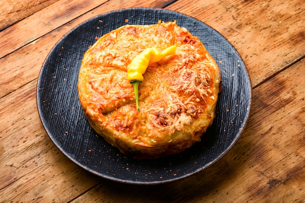 Torta de Salsicha e Frango