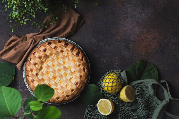 Torta saborosa com ricota e limão