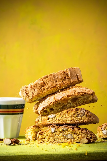 Tortas italianas de galletas de almendra Cantuccini