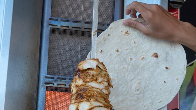 Tortilhas de farinha torrada, comida de rua.