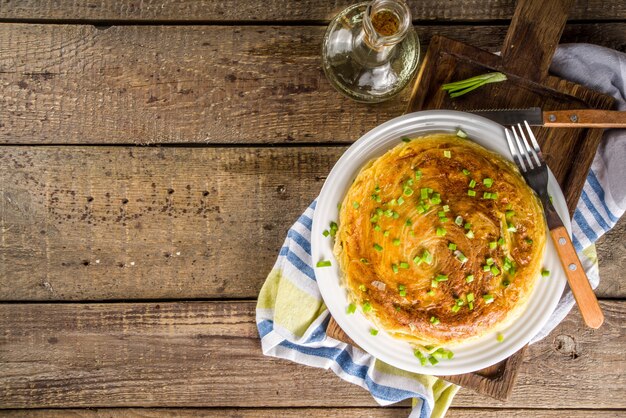 Tortilla de espagueti casera