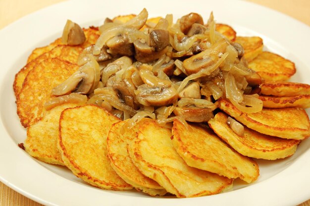 Tortitas de patata con champiñones