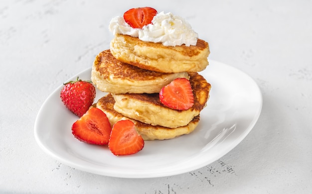 Tortitas de ricotta con bayas frescas