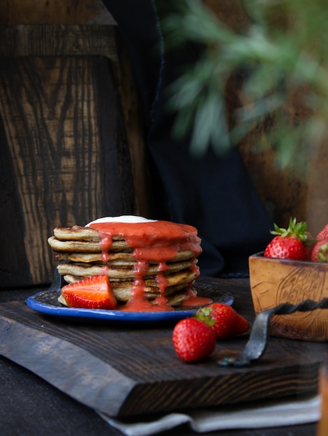 Tortitas con sirope de fresa