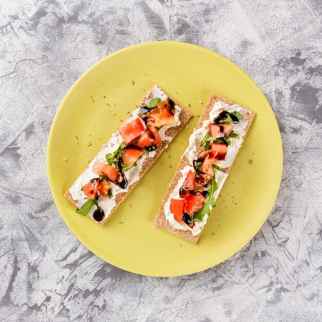 Tostadas De Biscotes Con Tomate