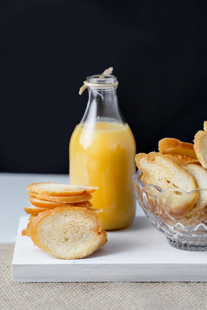 Tostadas con café con mantequilla