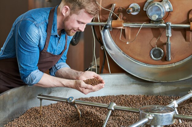 Tostador de café por caja de ritmos