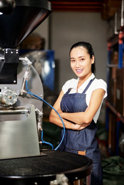 Tostador profesional operativo mujer