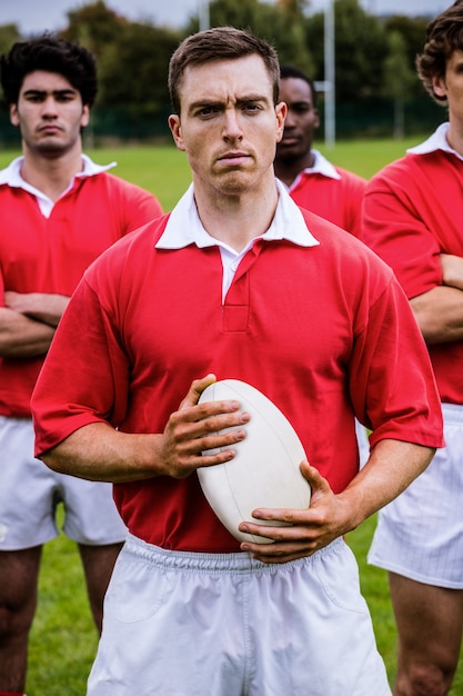 Tough Rugby-Spieler bereit zu spielen