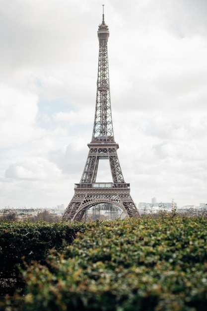 Tour eiffel (em inglês)