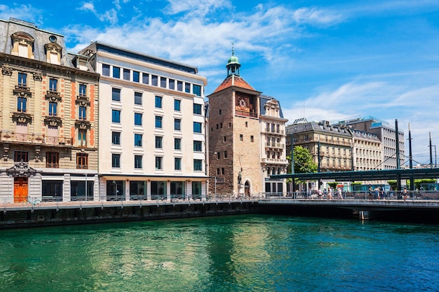 Tour l'Ile torre del reloj Ginebra