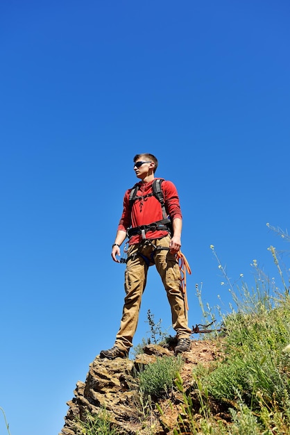 Tourist auf Felsen