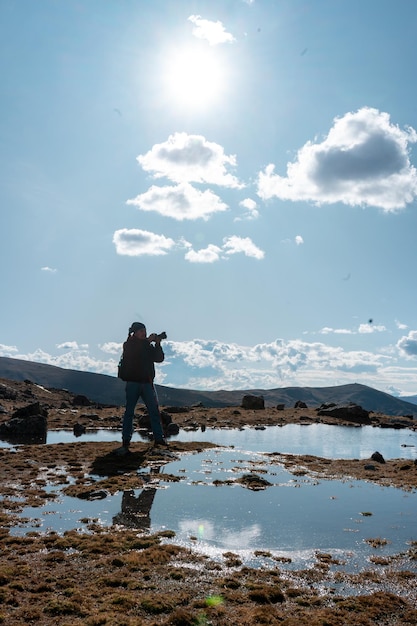 Touristen auf dem Weg zum Berg Ausangate in der Stadt Cusco