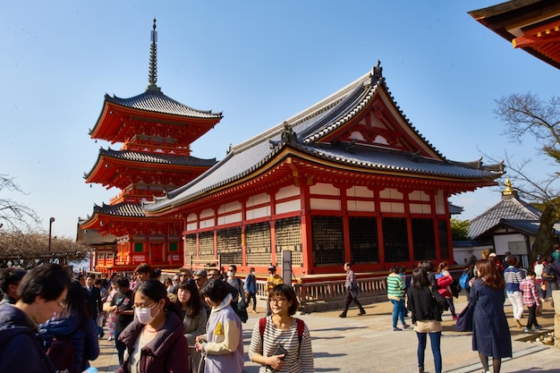 Touristen im Tempel