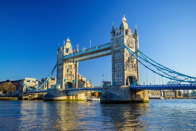 Tower Bridge em Londres Reino Unido