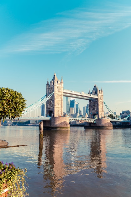 Foto tower bridge en londres