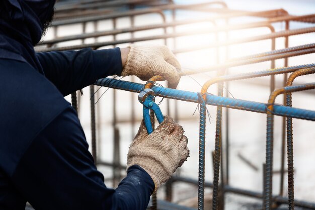 Trabajador de la construcción en obra.