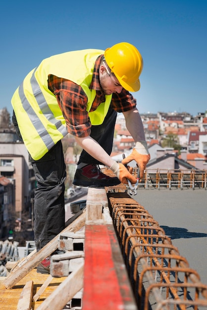 Foto trabajador de la construcción