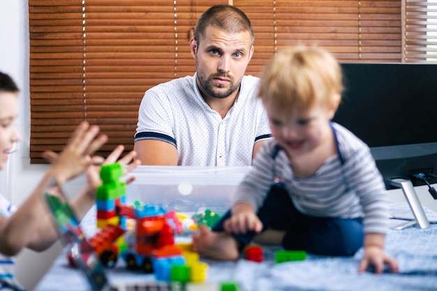 Trabajar desde casa con niños pequeños