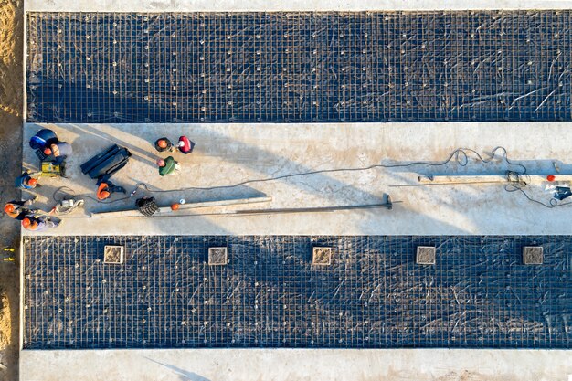 Trabajos de construcción Colocación de cimientos de hormigón vista aérea.