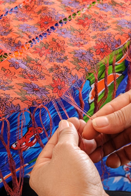 Foto trabalho artesanal com tecido chita muito utilizado em artesanato, patchwork e itens de decoração no brasil