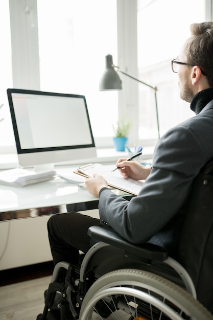 Foto trabalho de planejamento de empresário