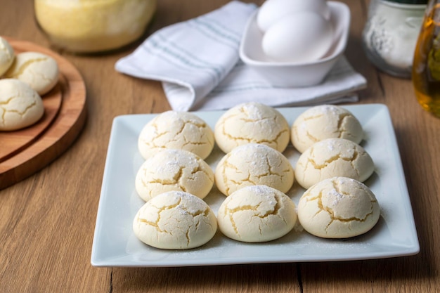 Tradicional deliciosa sobremesa turca; biscoito de farinha (un kurabiyesi)