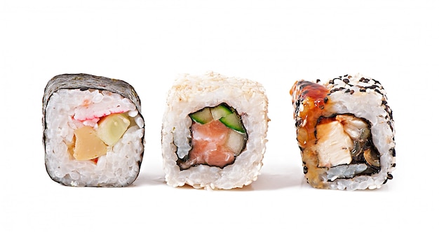 Traditionelle frische japanische Sushi-Rollen