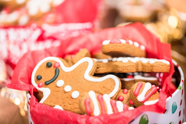 Traditionelle Lebkuchen-Kekse hausgemacht als Essensgeschenke.