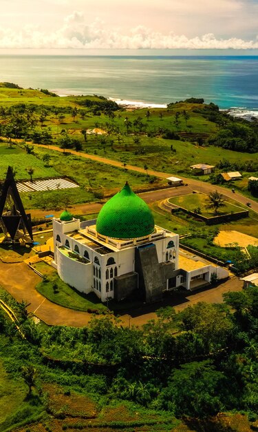 Traditionelle Moschee an der Küste von Java