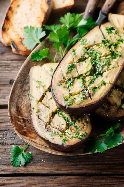 Traditionelle sardische Aubergine "Alla sassarese"