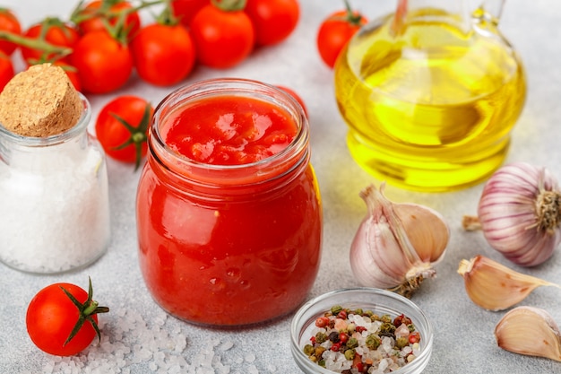 Traditionelle Tomatensauce