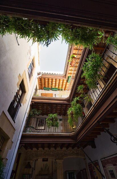 Traditioneller andalusischer Innenhof