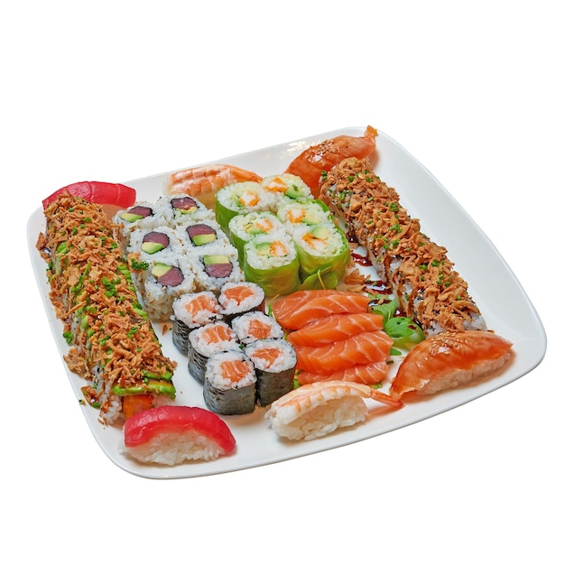 Traditioneller japanischer weißer Teller mit viel isoliertem Essen