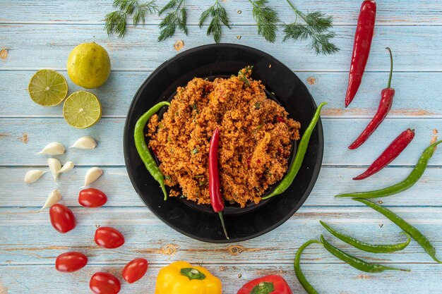 Traditioneller türkischer Bulgursalat Kisir