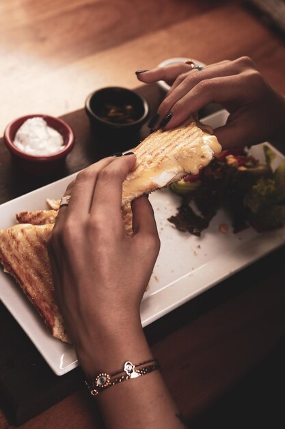 Traditioneller türkischer Toast, leckeres Frühstück