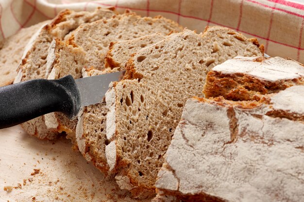 Traditionelles Brot in Scheiben geschnitten