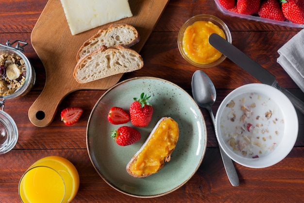 Traditionelles europäisches Frühstück