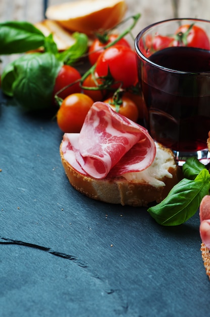 Traditionelles italienisches Antipasti