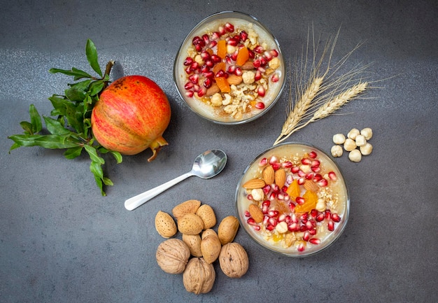 Traditionelles köstliches türkisches Dessert Ashura Asure